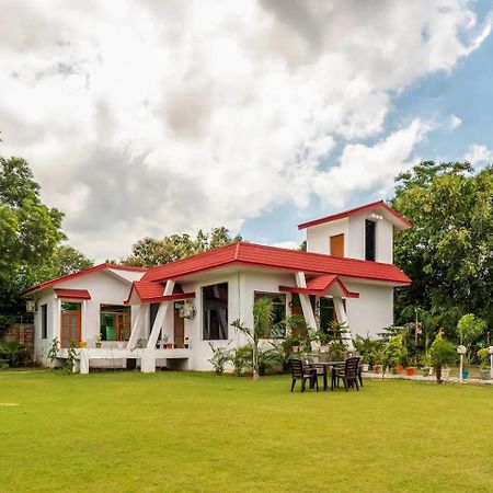 Stone Bridge Villa Gurgaon Exterior photo